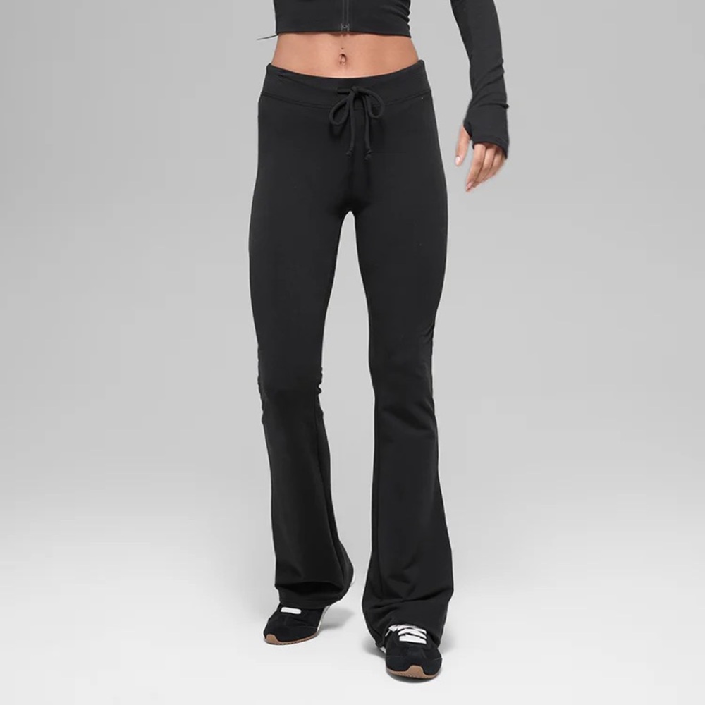 Alo Yoga Sway Bootcut Sweatpants